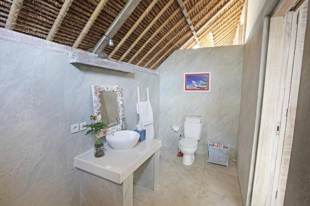 Villa Lumba Lumba - Oceanfront & Spectacular View! Lembongan Esterno foto